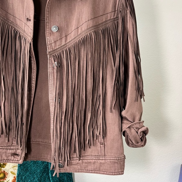 Brown fringe cowboy denim jacket - Picture 9 of 12